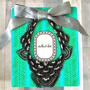 Stella & Dot necklace